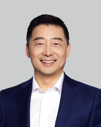 殷鵬博士